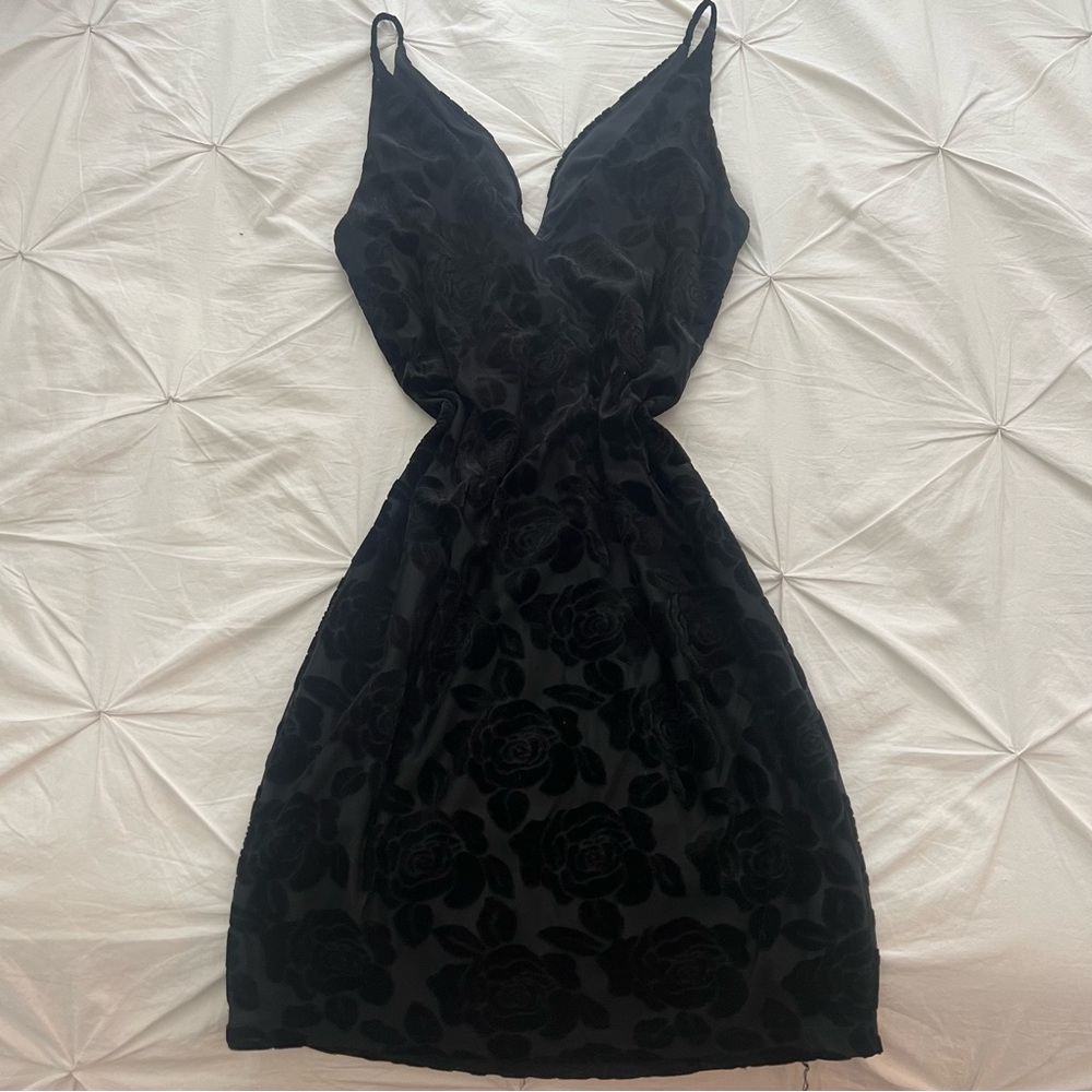 Windsor Black Rose Mini Dress